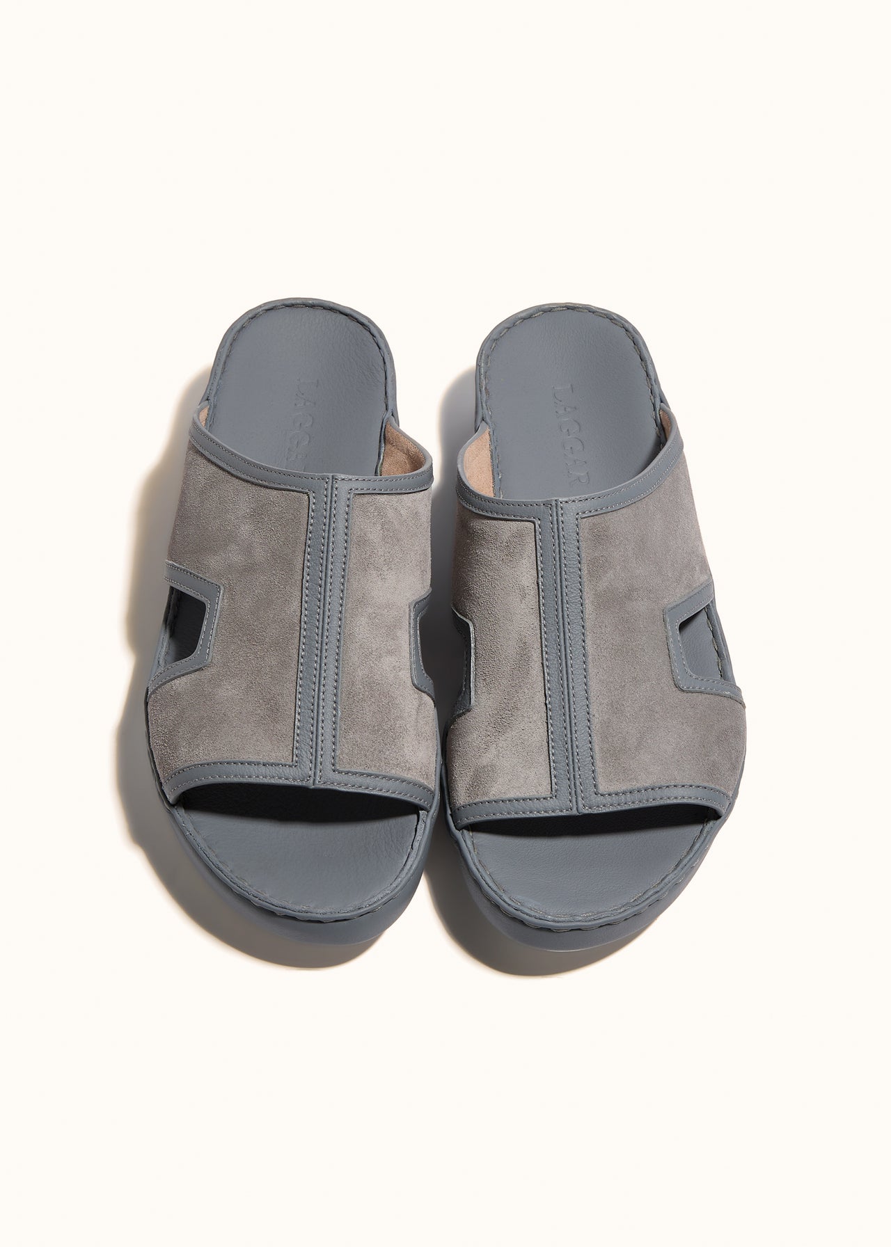 FRAMED BOX SANDAL - CEMENT