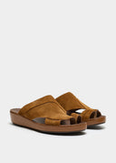STITCHED SPLIT TOE SANDAL - SATTLE