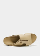 TIGHTENED BOX SANDAL - BEIGE